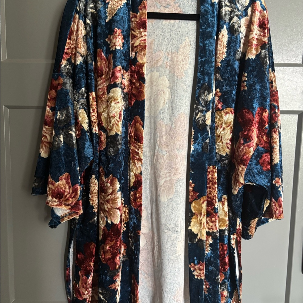 Floral Velvet Kimono Jacket